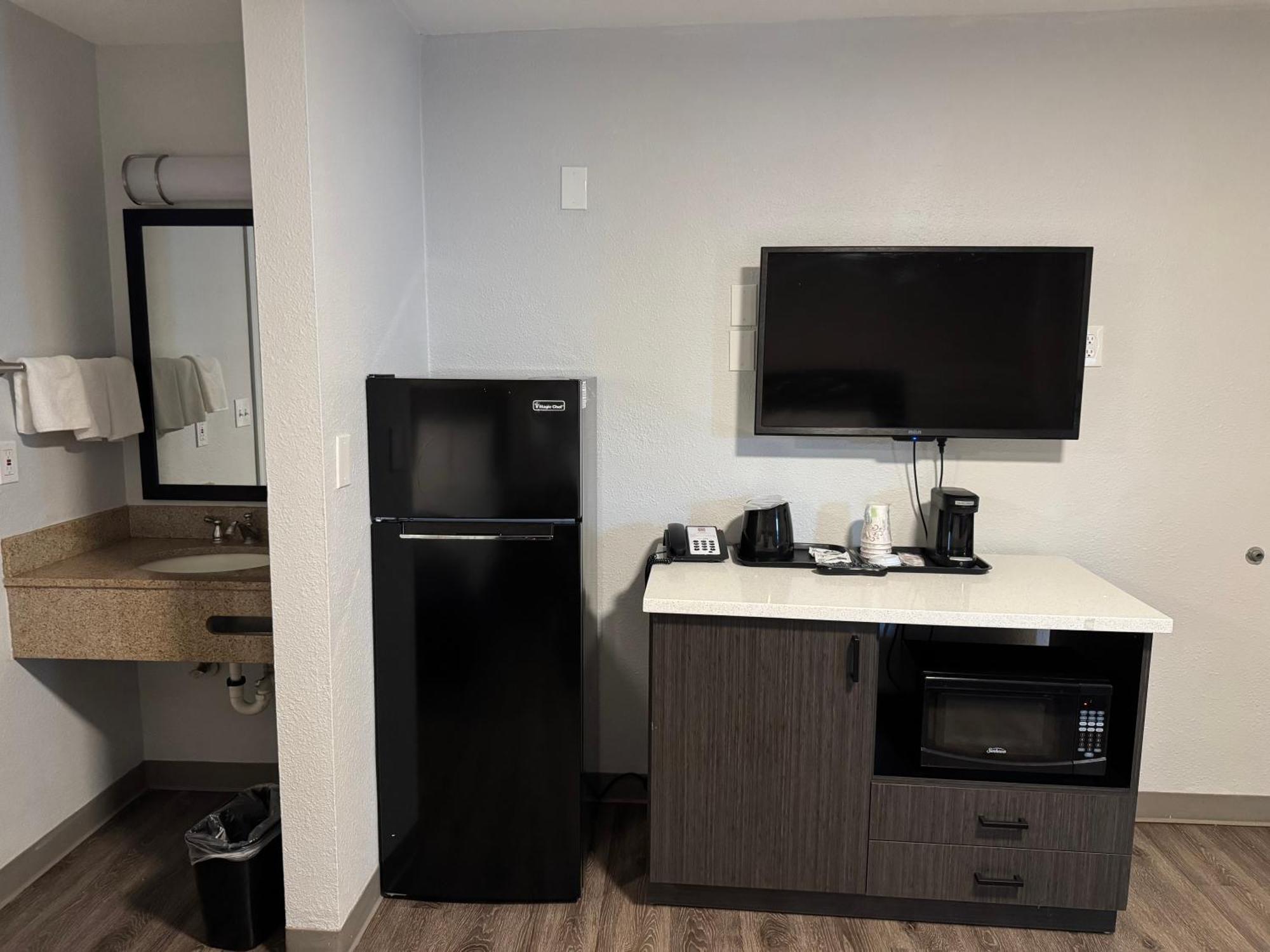 Studio 6 Suites Vancouver Wa Waterfront Εξωτερικό φωτογραφία