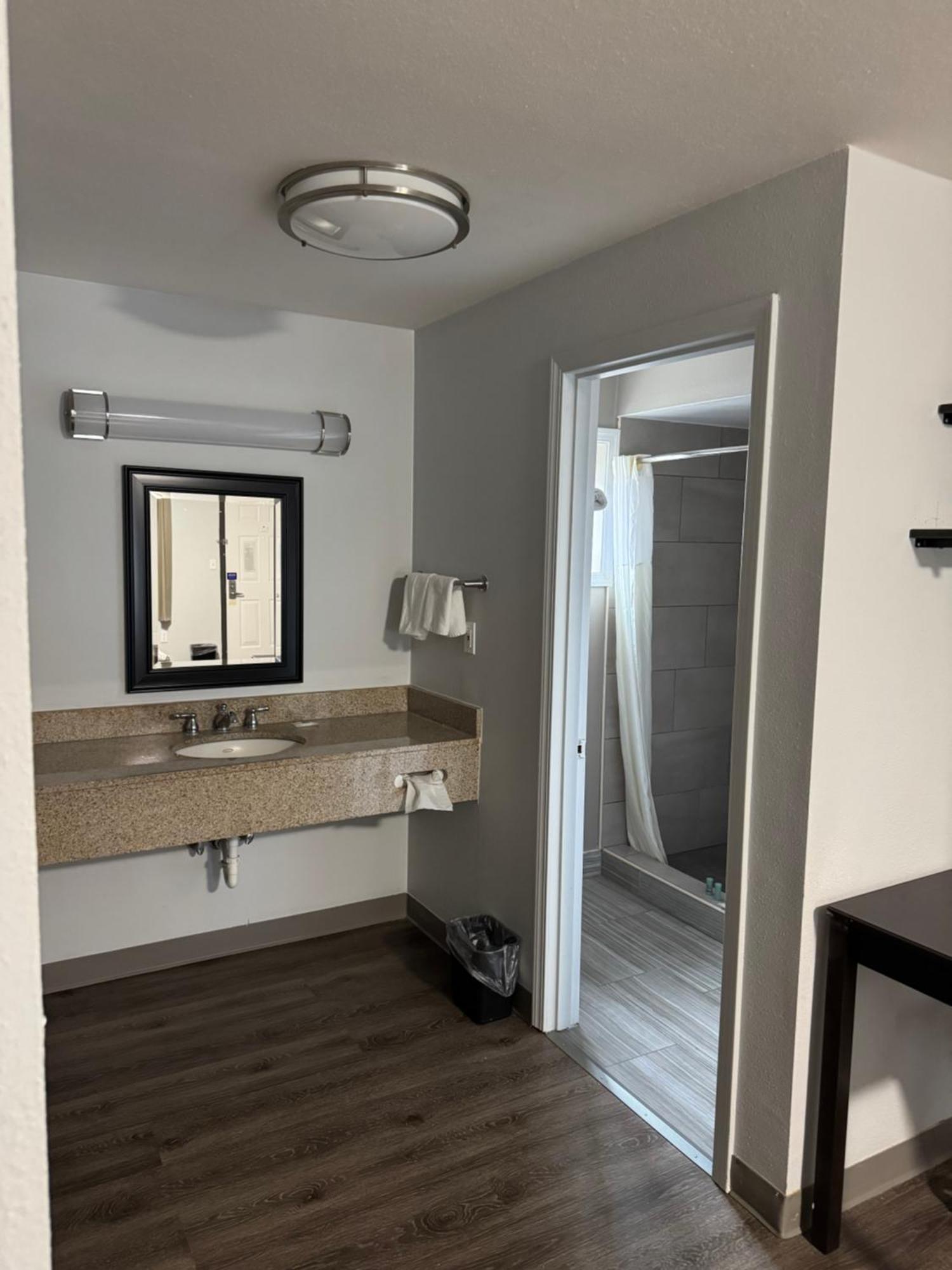 Studio 6 Suites Vancouver Wa Waterfront Εξωτερικό φωτογραφία